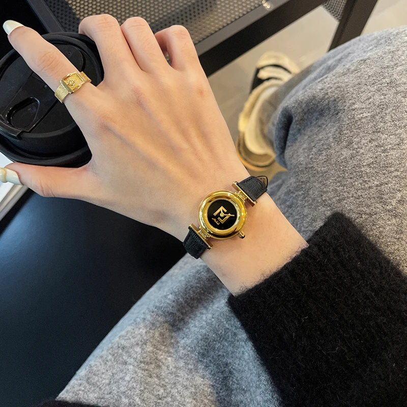 

2025 new style watch for women fashionable retro personality simple light luxury Korean style casual and high-end gift for women