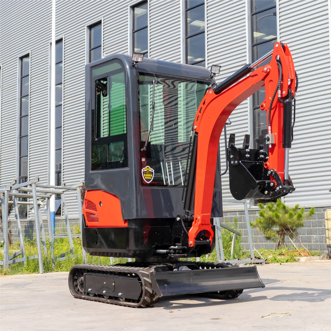 2024 Mini Crawler Excavator Small Digger 1.8 Ton Digging Machine With Closed Cap Customization CE EPA Agricultural Machinery