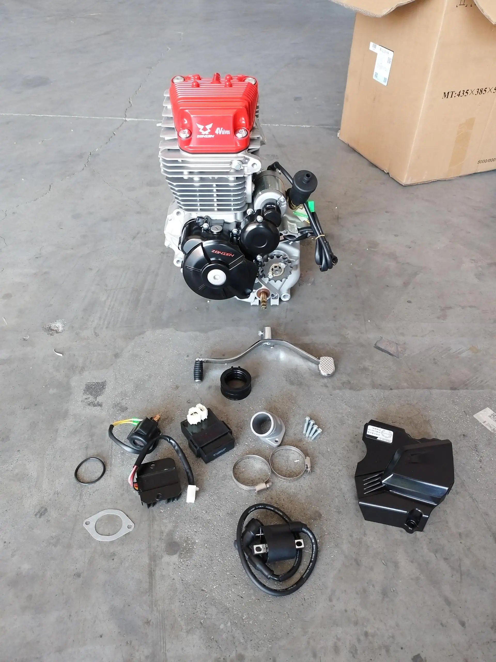 

TLF 300cc Engine Zongshen CB300RL Electric Start 4 Valve 4 Stroke Zs175fmm Zongshen Engine Motorcycle Engine Assembly 6 Speed