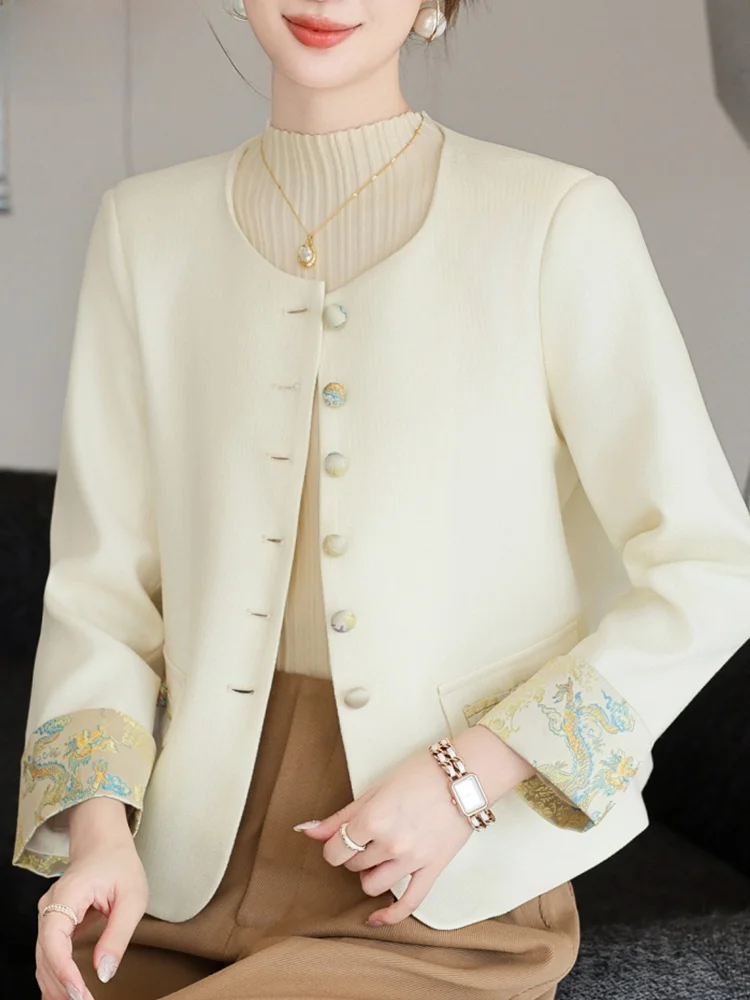 

Новая модная осенняя верхняя одежда 2024 года для женщин среднего возраста, высококачественная куртка из полиэстера и спандекса.