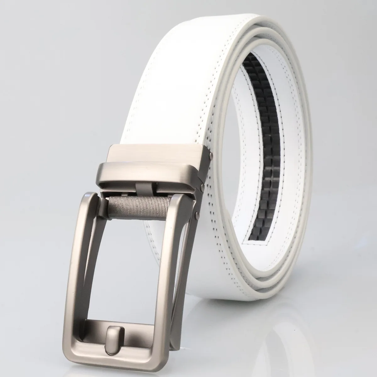 Cintura da uomo alla moda con fibbia automatica in metallo Cintura in vera pelle Business Casual Cintura in pelle di vacchetta Cinture maschili di alta qualità di lusso