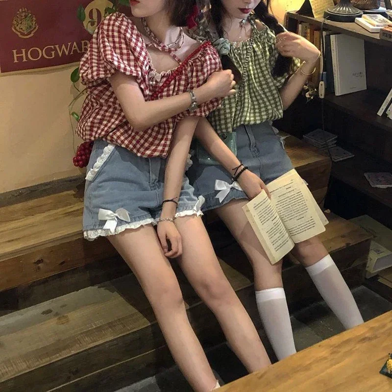 Jeansowe spodenki z kokardką Kawaii damskie japońskie koronkowe patchworkowe luźne szorty dżinsowe lato Y2K Harajuku szerokie nogawki krótkie
