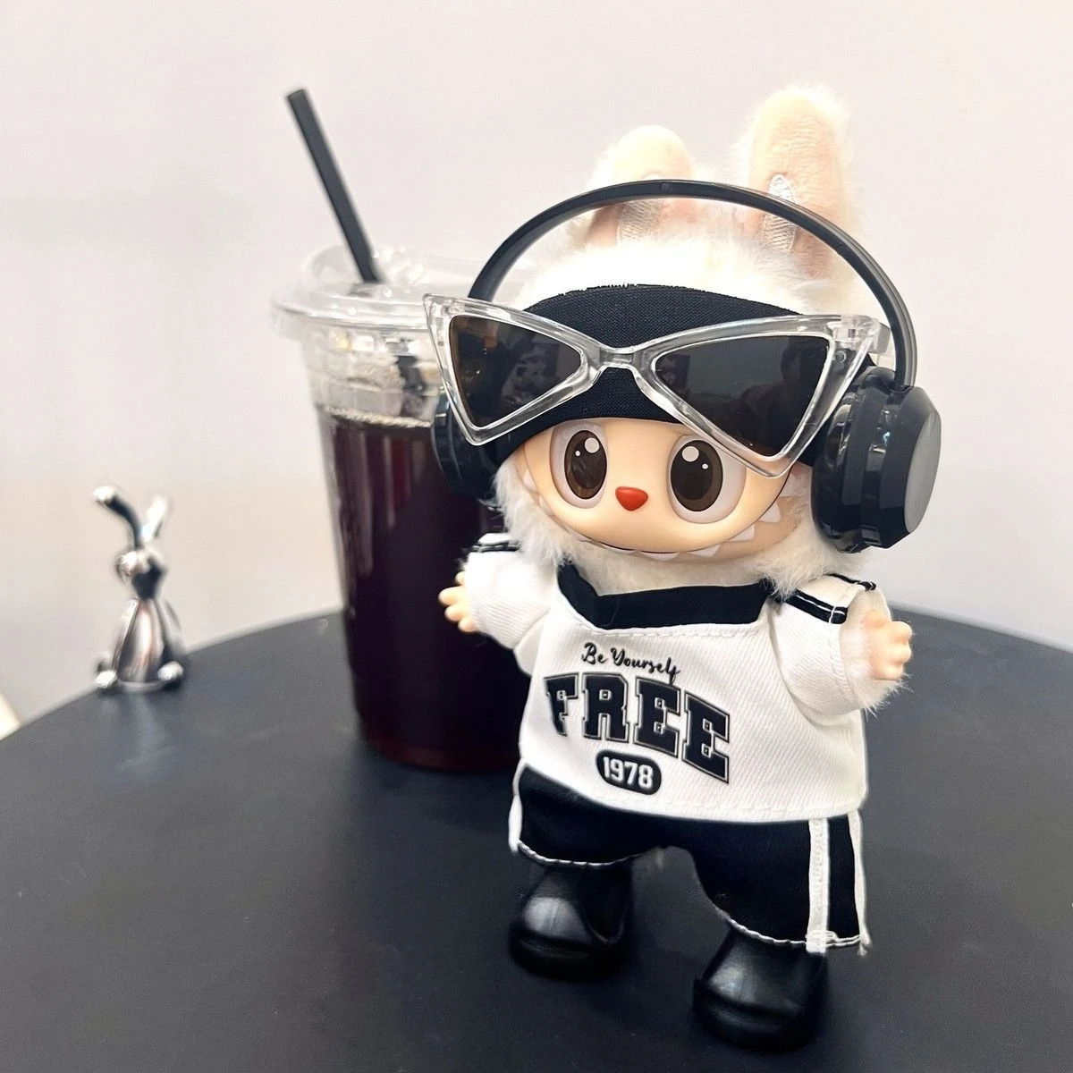 

For Labubu Clothes Sports Suit Trend Headset Handsome Clothing 15-17cm Doll Dressing Game Outfit Accessories Surprise gift