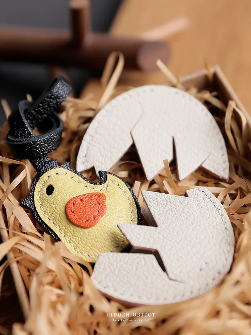 Original design chicken baby bag small pendant pure handmade leather car keychain cute pendant