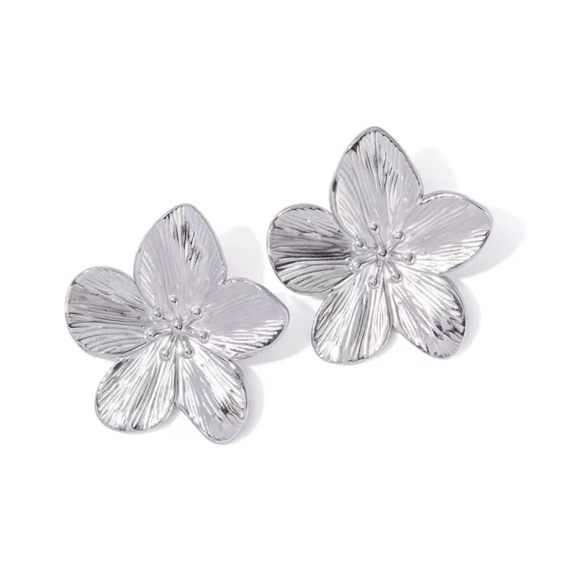 French courtly style metallic flower earrings high touch earrings image 3