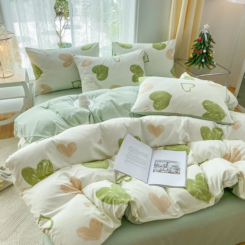 3/4PCS Cartoon Heart-shaped Plant Floral Print Set, A Duvet Cover and A Pair of Pillowcases (no Padding), Suitable for Bedroom