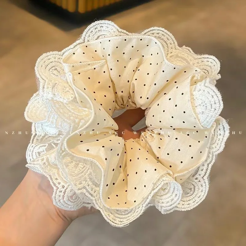 Ballett-Stil Polka Dot Spitzen-Scrunchie – Neues Haargummi für sanfte Looks, niedriger Pferdeschwanz, Haaraccessoire, Haarblume