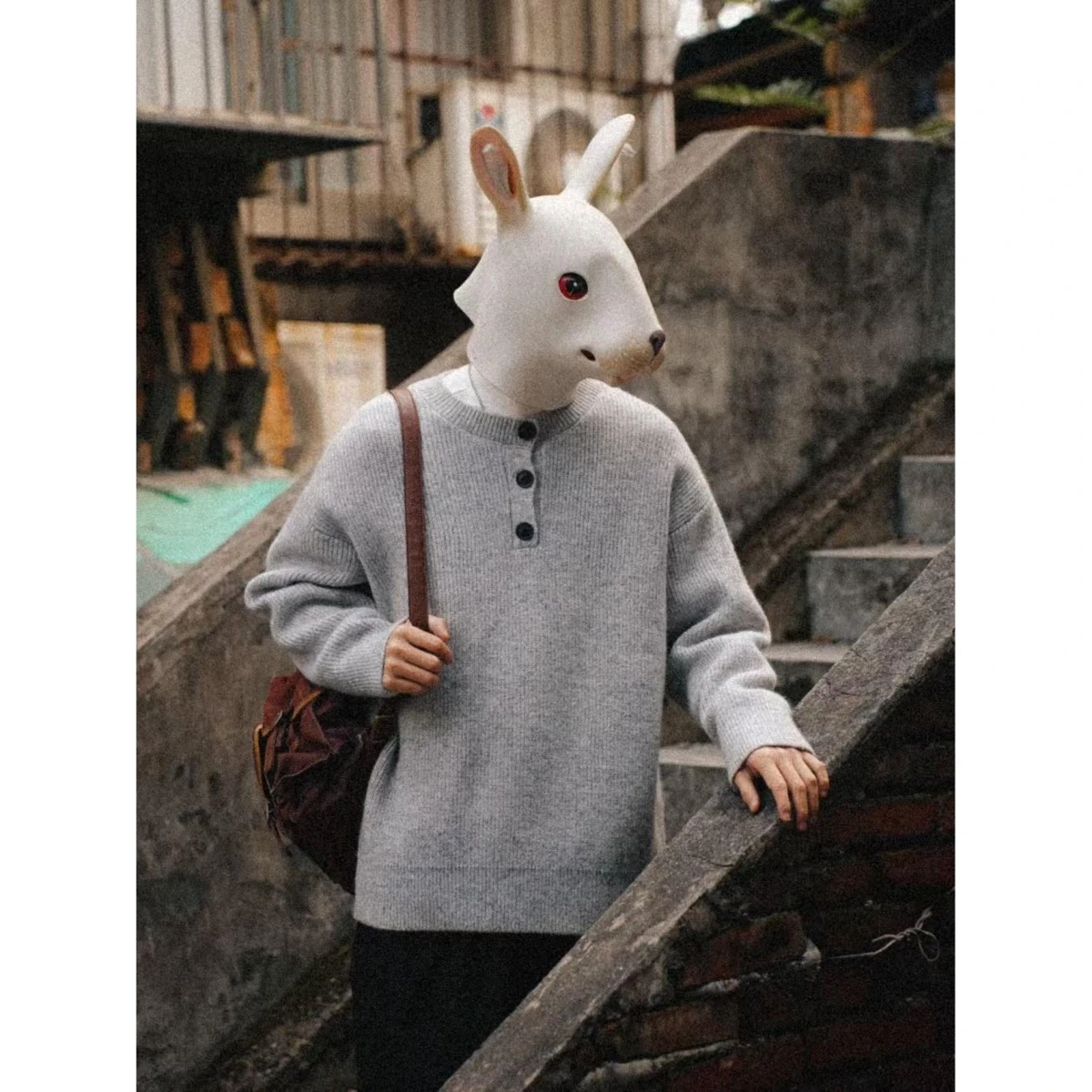 

ay American Retro Henry Collar Knitwear Men's Winter Lazy Sle High-End Feeling Cleanfit Jaet Loose Fit Soft Polyester