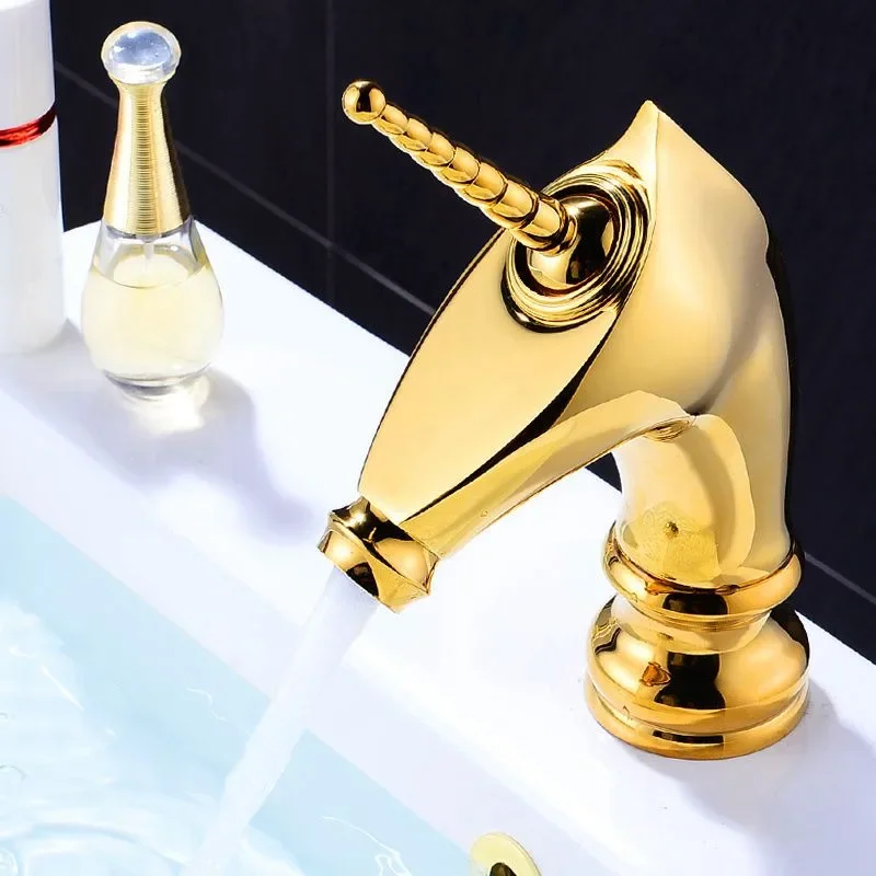 

Basin Faucets Gold Brass Faucet unicorn Bathroom Sink Single Handle Deck Mounted Toilet Hot And Cold Mixer Water Tap