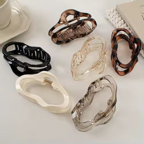 Irregular Hollow Out Hair Claws Clips Women Girls Tortoiseshell Large Crab Hair Clamps Barrettes Clips Hair Accessories Fashion - Image 2