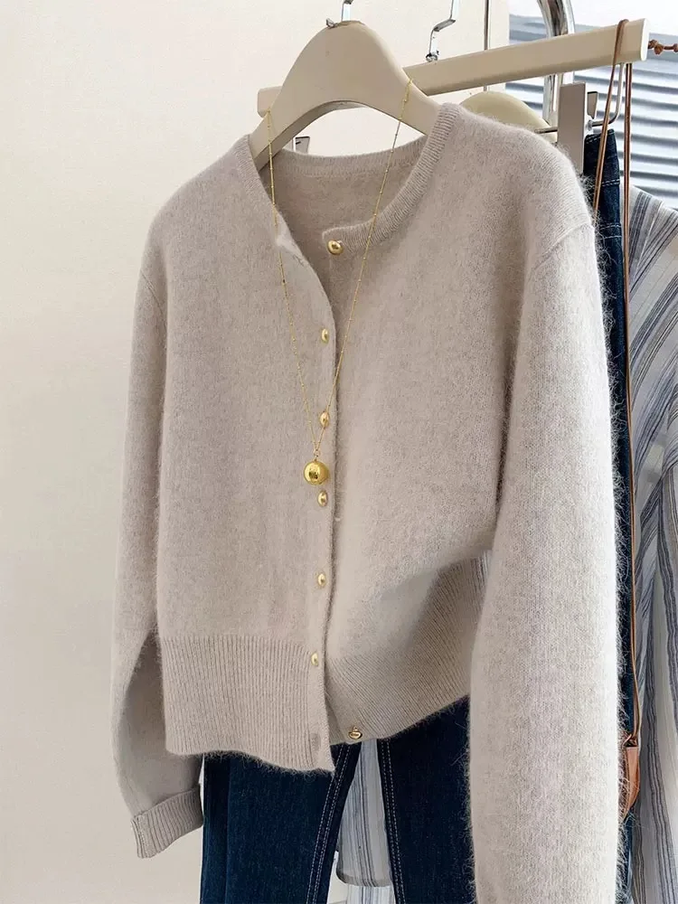 

Новый модный осенне-зимний женский однотонный кардиган с круглым вырезом в корейском стиле, удобный вязаный топ на пуговицах -XZ273