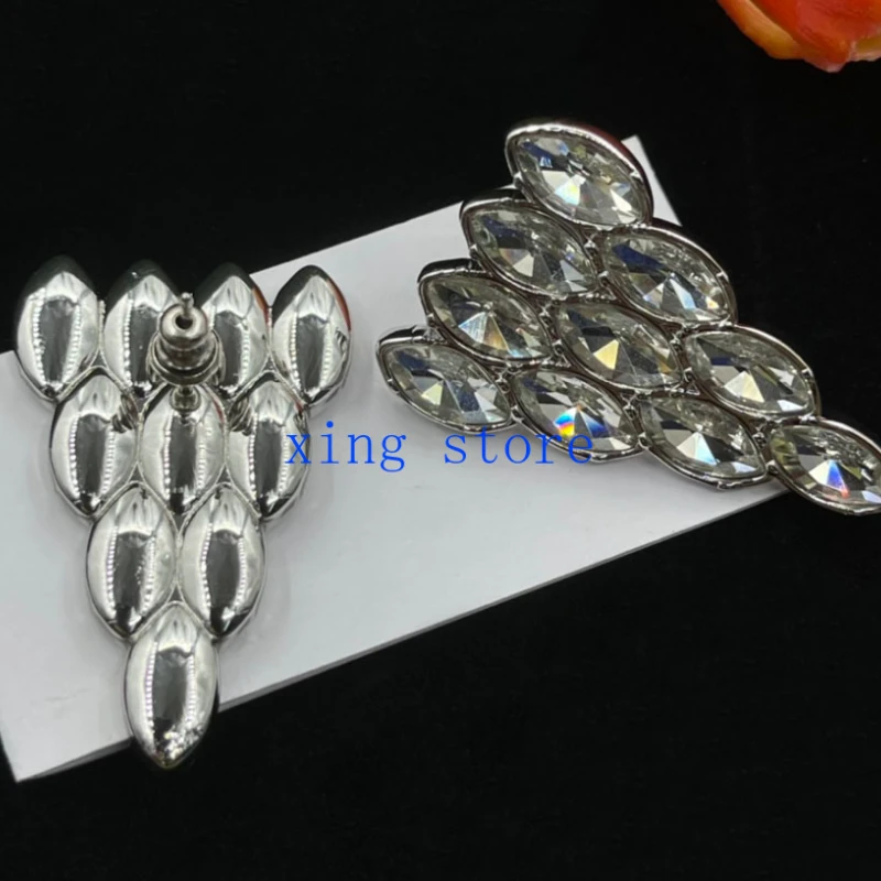 2024 new fashionable retro style oval cut crystal inlaid with triangular earrings for women