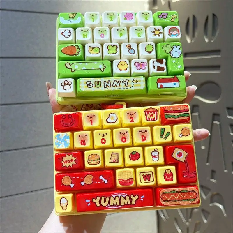 /Vly/Desktop Bag Decor New Animal Diary 26 Grids Stress Relief Simulation Keyboard Keychain Creative Gift 1Pcs