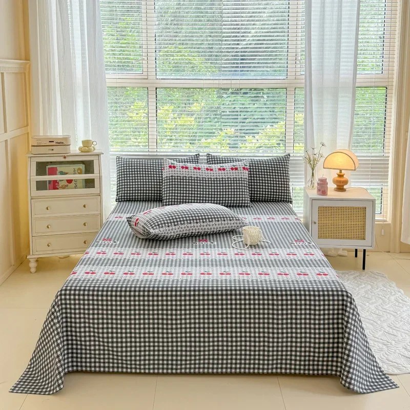 Japanese Cherry Plaid Pattern Bed Sheet Set Simple Style Cotton Comfortable Flat Sheet with Pillowcases Queen Size Bedding Set