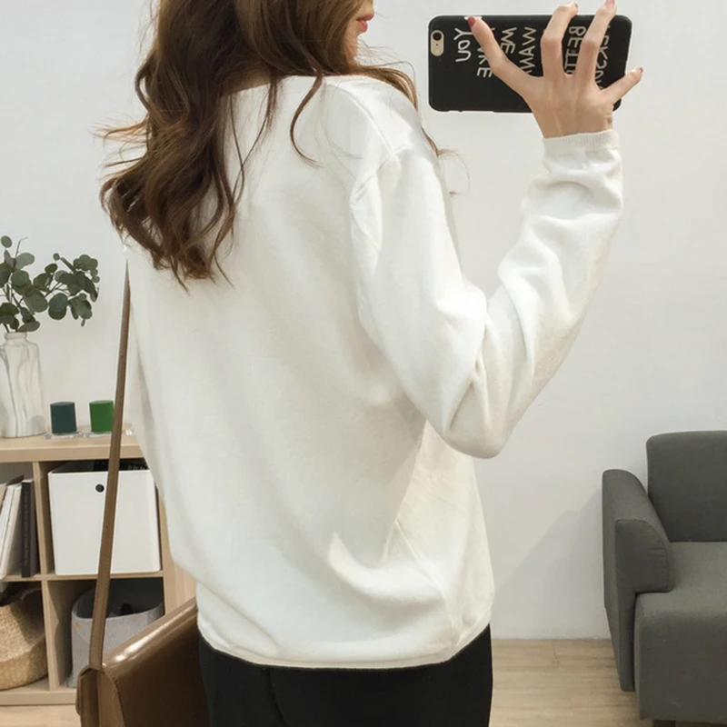 Autumn V Neck Sweater Women Basic Solid Loose Female Sweaters Knitted Pullovers Casual Korean Streetwear Jumper Ladies Tops