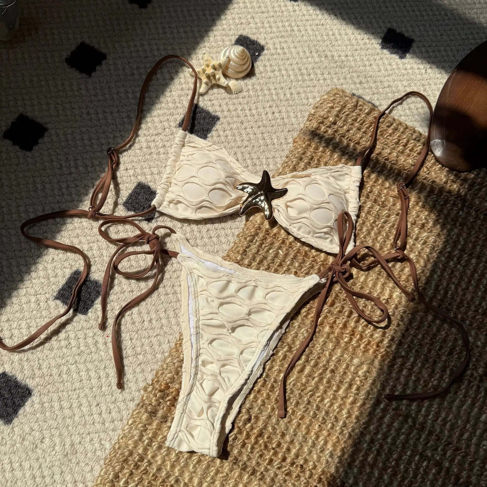 

Sexy Backless Mesh Splicing Drawstring Straps Split Swimsuit Bikini