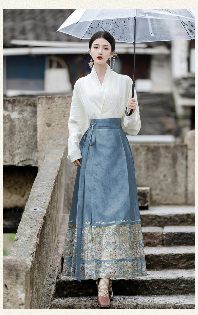 2024 latest design new Chinese style daily Hanfu white top with horse skirt suit