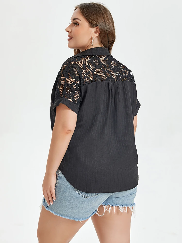 Plus Sized Clothing Hollow Out Contrast Lace Button Front Blouse Summer Fashion Women Patchwork Solid Color Casual Commuter Tops