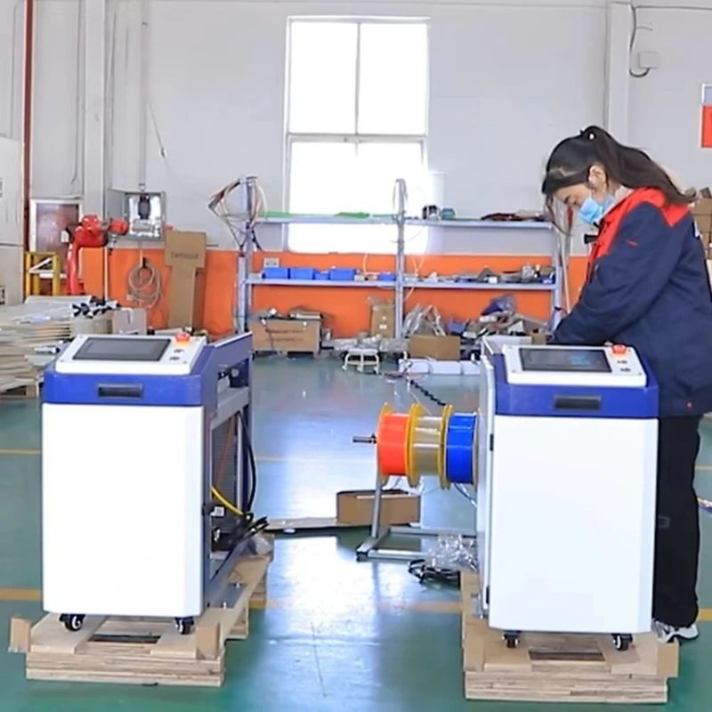100W Pulse Laser Cleaning Machine Custom Handheld Rust Paint Oxide Removal Non Contact Price