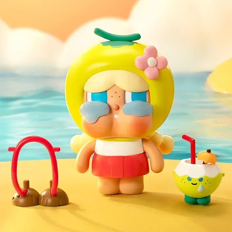 شخصية الرسوم المتحركة POP MART Crybaby باللون الأخضر الجوزي - مجموعة صندوق أعمى من سلسلة الدمى اللطيفة، حقيبة تخمين لعبة البطاقات المعلقة