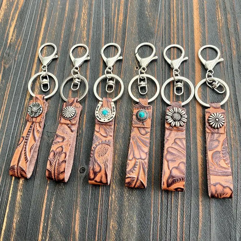 Random 1Pcs American Western Retro Style Cow Leather Turquoise Keychain Fashionable All-Match Personalized Decorative Pendant