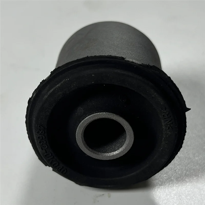 Präzision Auto Obere Federung Gummi Hülse 4863234010 486320K040 Für Toyota Hilux Sequoia Obere Federung Gummi Hülse