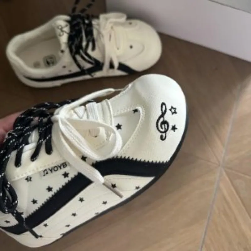 Women Star Musical Note Print Sneakers Lace‑up Round Toe Contrast Stripe Decor Soft Sole Lightweight Casual Daily Walking Shoes