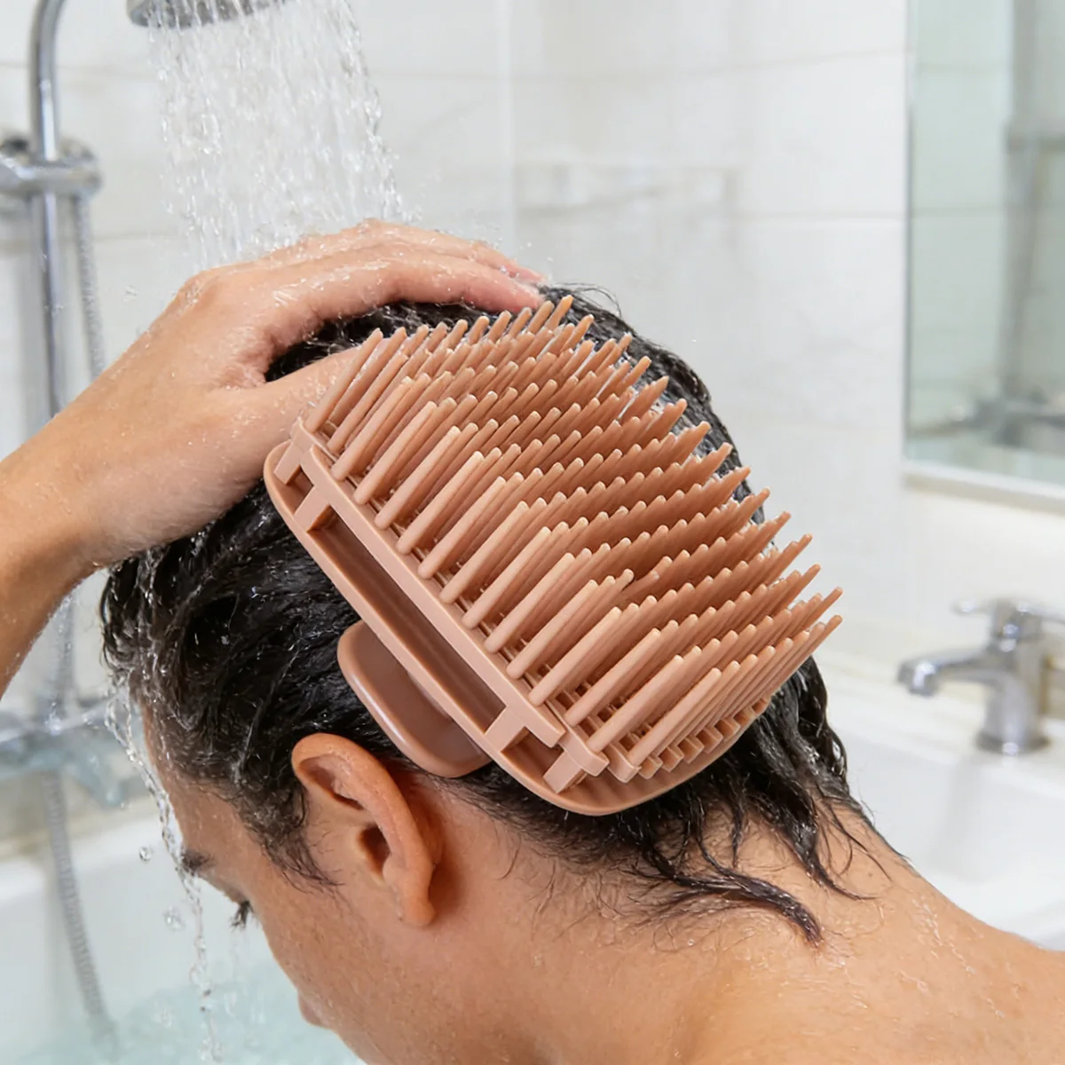 

1 шт. силиконовая щетка-массажер для кожи головы, расческа для мытья волос, массажная щетка для тела, инструмент для парикмахерских и салонов красоты