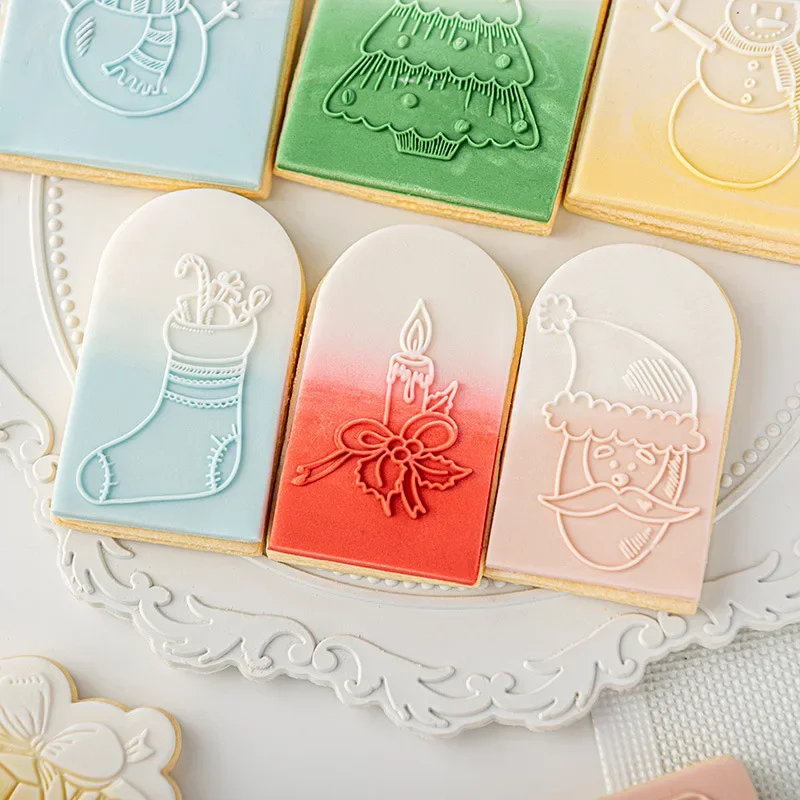 Christmas Acrylic Cookie Embosser Mold Snowman Santa Claus Gift Tree Fondant Biscuit Mold Embossing Stamp Christmas Baking Tools