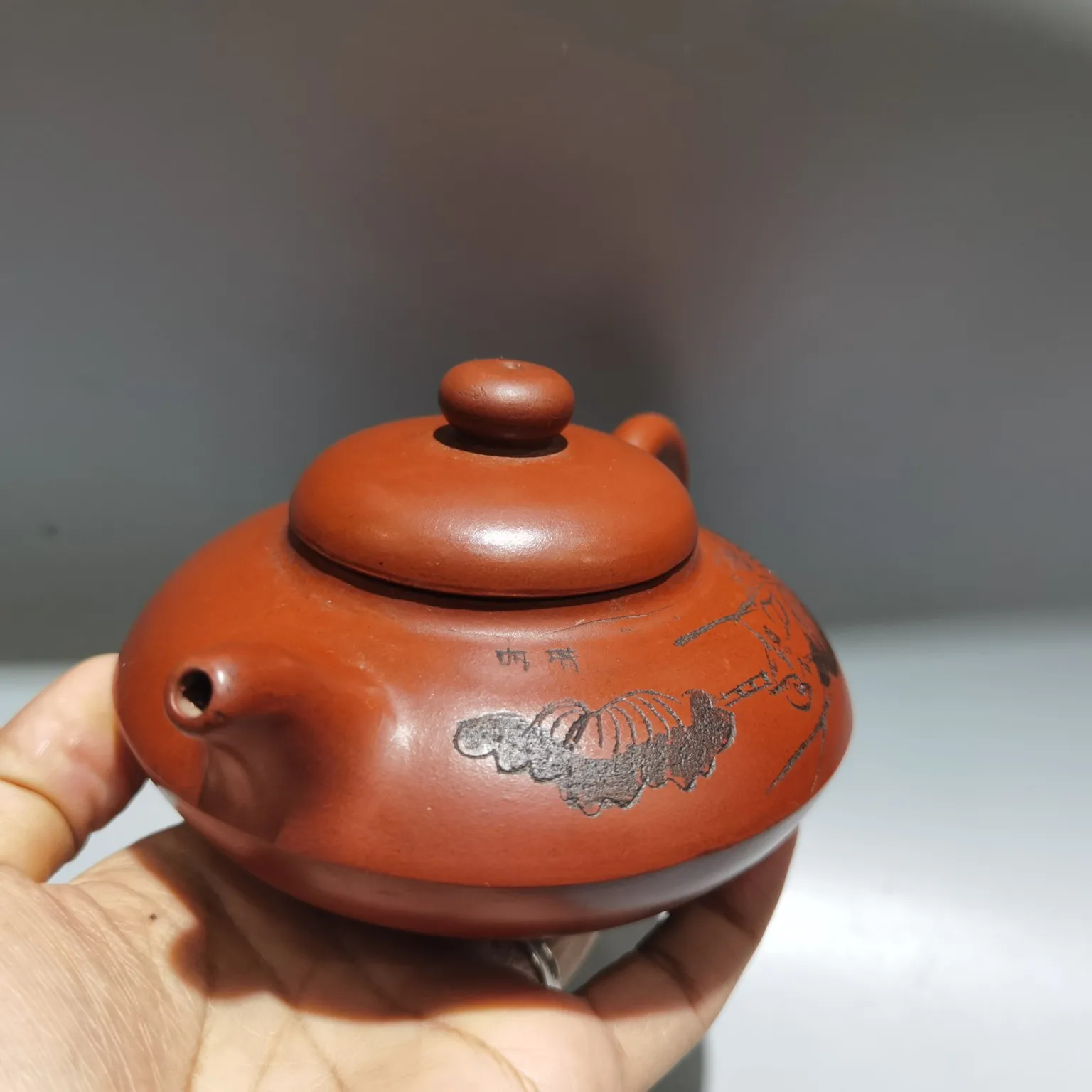 Teapot Purple Clay Pot engraving Flower pattern Virtual flat pot Xishi Pot Teapot Kettle Tasting tea ceremony