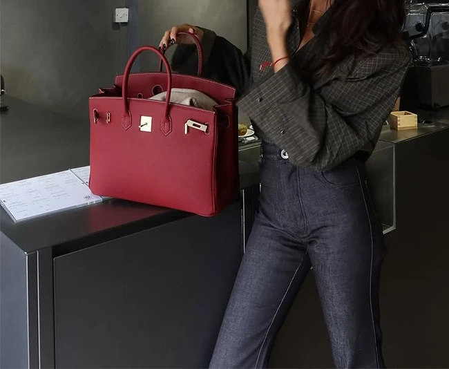 

2025 Autumn Women's High-end Single Breasted Checkered Shirt Top