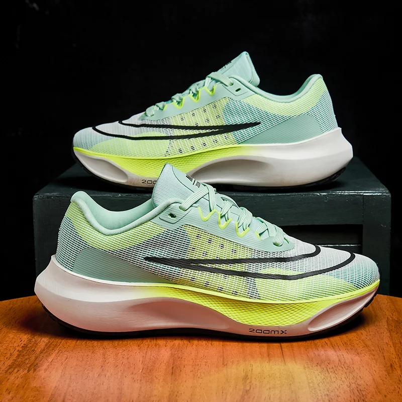 

Men's new sports shoes four season anti slip fashion comfortable breathable wear-resistant thick soled running casual sneakers