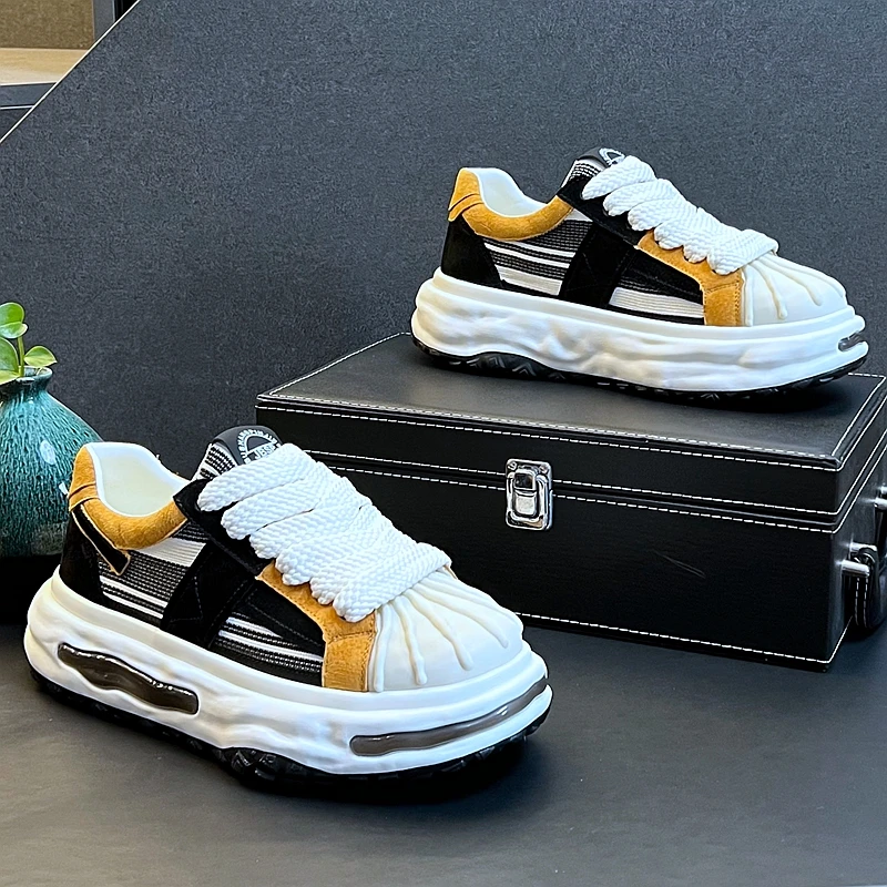 New Arrival Men Fashionable and Versatile Low Top Shoes Spring Autumn Luxury Designer Youth Trending Shell Toe Chunky Sneakers