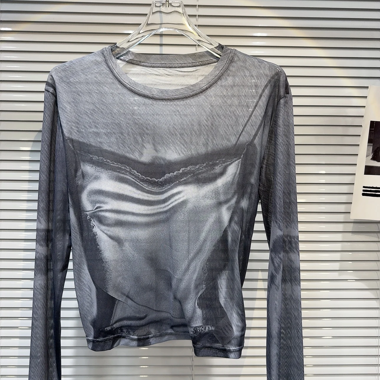 

Abstract Tie Dye Me Base Layer T irt Women's Slim Fit Casual Sle round Ne Long Sve Top for Autumn Season