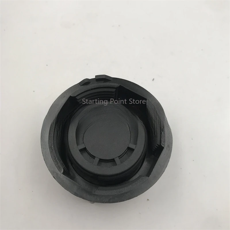 Suitable for Changan CS75CS55CX70 Escape PLUS Rui Cheng Auchan X7 antifreeze coolant water tank cover