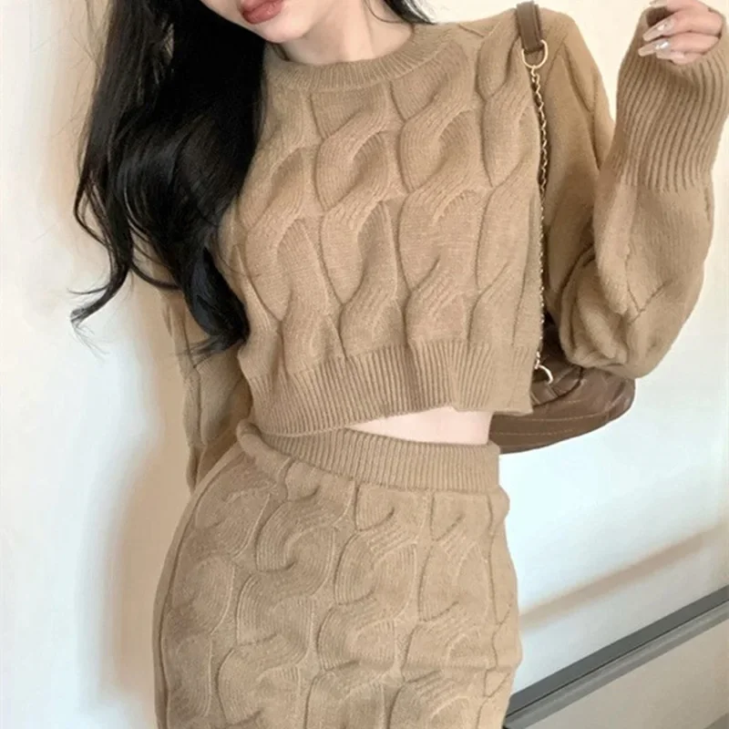 Twist knitted sweater set Lazy wind thickened skirt women's slim-fitting long-sleeved high-waisted hip-wrapped short skirt two