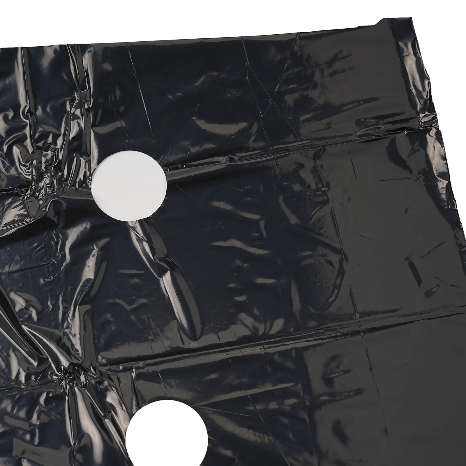 

Перфорированная пленка для овощных грядок: решение для сельскохозяйственного мульчирования, сохранения влаги и борьбы с сорняками