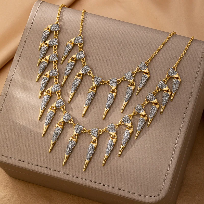 Genius Heavy Texture Irregular Pendant Necklace Two-Tone Gold Plated Full Zircon Unique Designer Jewelry for Women Men