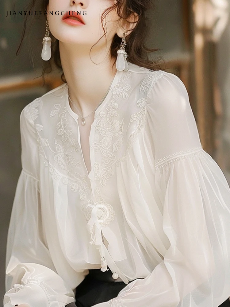 Fashion Lantern Sleeve Embroidered White Chiffon Blouse Women Spring Summer Top Lightweight Loose Female Plus Size Elegant Shirt