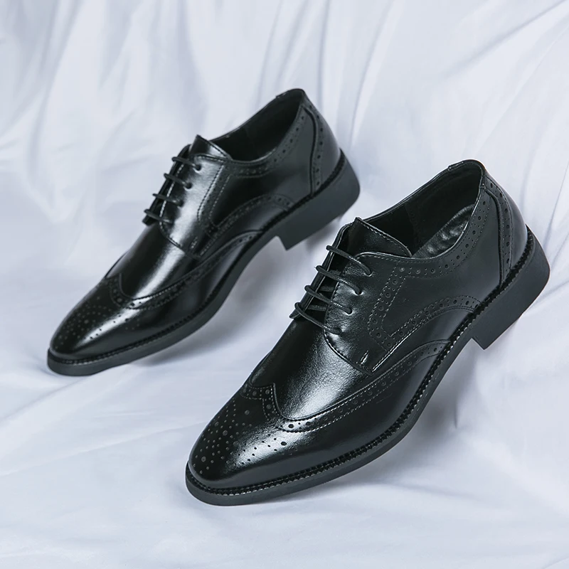 Classic Men's Brogues Shoes Luxury Business Formal Shoes Fashion Casual Leather Footwear Men Dress Wedding Shoes Zapatos Hombre