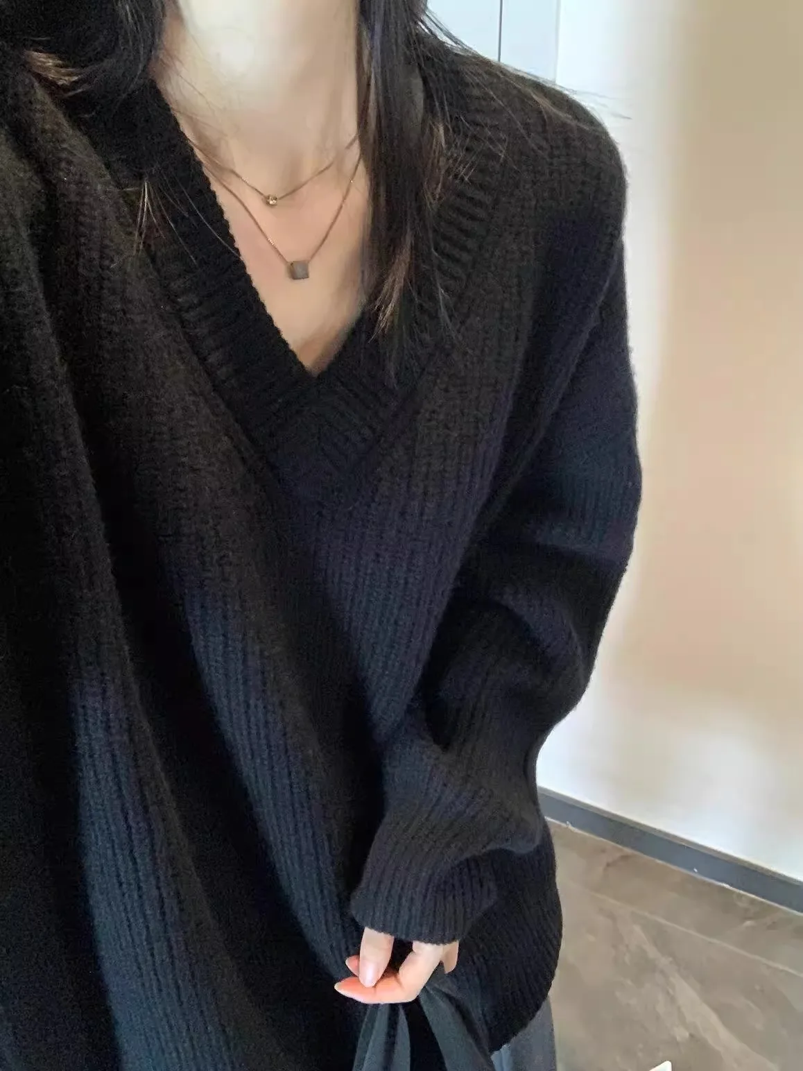 

Loose Long Sleeve V-Neck Black Sweater Women's Autumn Winter Comfortable Retro Style Casual Knitted Top by Chinese Seller