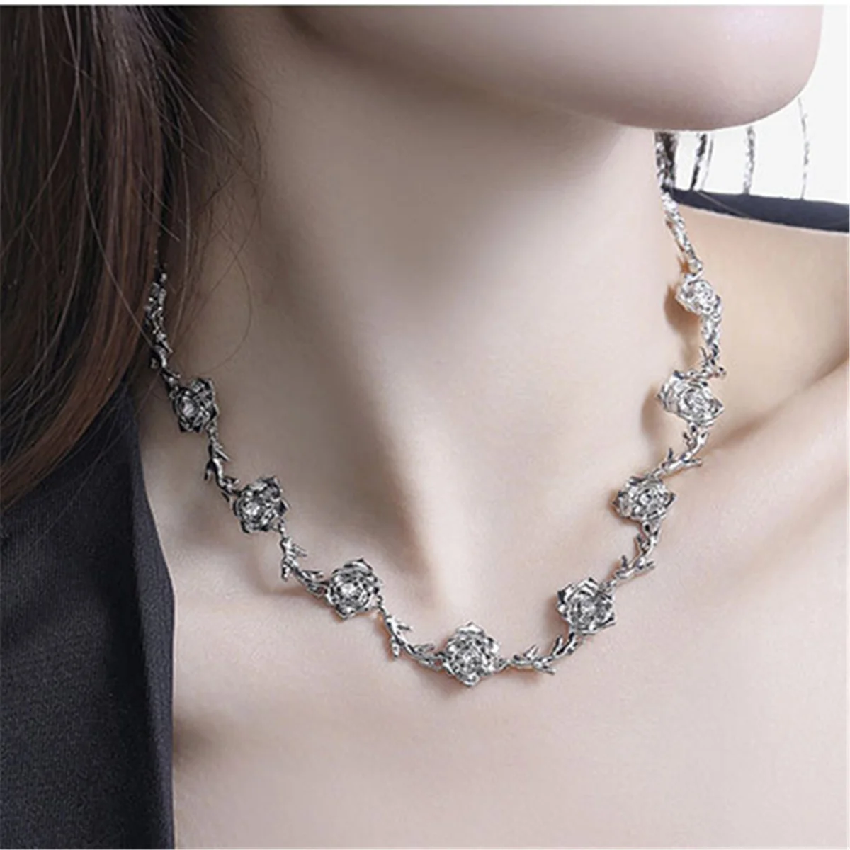 Rhinestone Shiny Chokers for Girls Sexy Punk Letter Night Entertainment Venue Statement Party Necklace