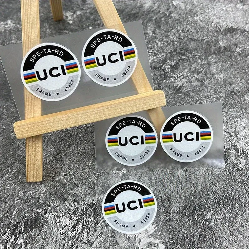 Adesivo rotondo certificato unione ciclistica internazionale da 1/2/4 pezzi Adesivo da ciclismo per decalcomania impermeabile per telaio per mountain bike fuoristrada