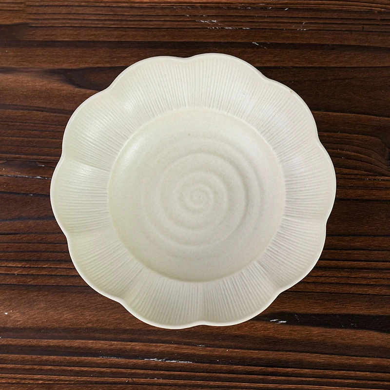 Creative Flower Shaped Ceramic Plates Chinese Modern Relief White Deep Dinner Plate Home Cake Afternoon Tea Dessert Dishes