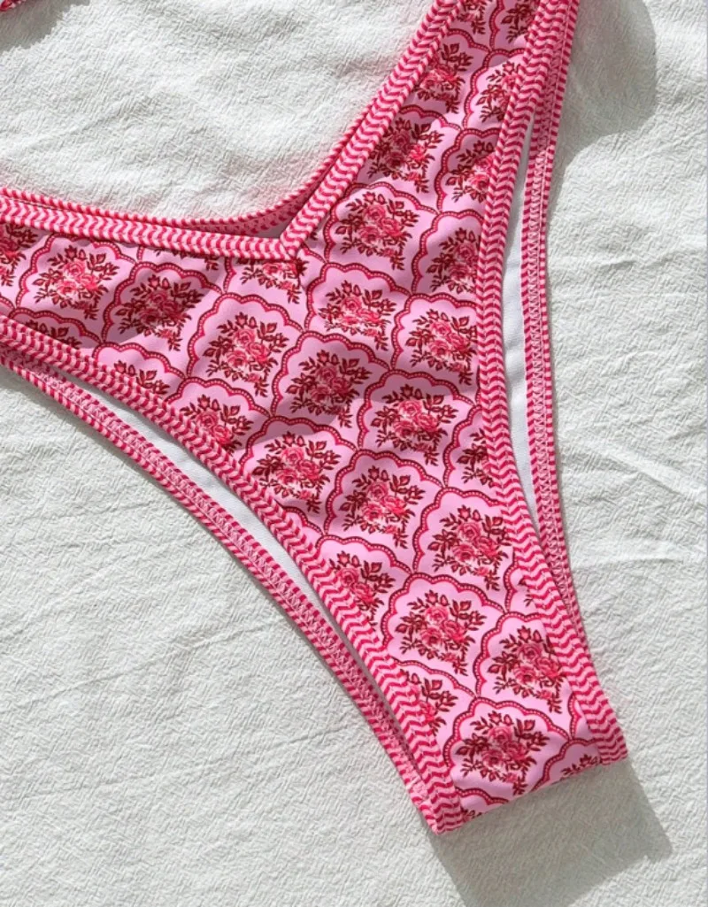 مثير الوردي زهرة طباعة البيكينيات مجموعات قطعتين biquini ثونغ ملابس السباحة conjunto دي بيكيني Tankini بحر تريكيني