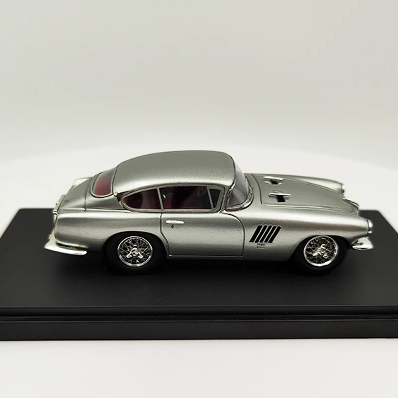 1:43 Scale Diecast Alloy Pegaso Z-103 Berlinetta Panoramica 1956 Toys Car Model Classics Adult Toy Souvenir Gifts Static Display