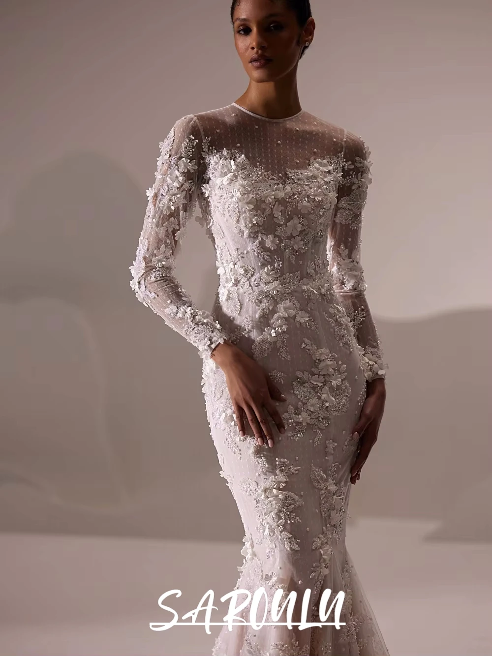 

Buttons Back Classy Mermaid Wedding Dress For Women Sparkly Lace Appliques Stunning Long Sleeves Customized Bride Dresses