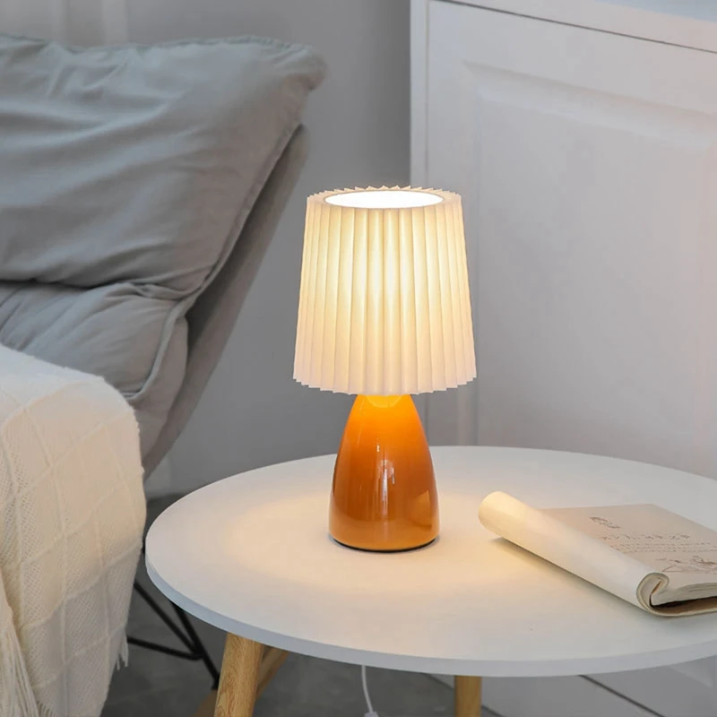 USB Retro Pleated Beside Lamp Table Cute Desk Lamp For Bedroom Stepless Dimming Bed Lamp Deco LED Light Easy Install White