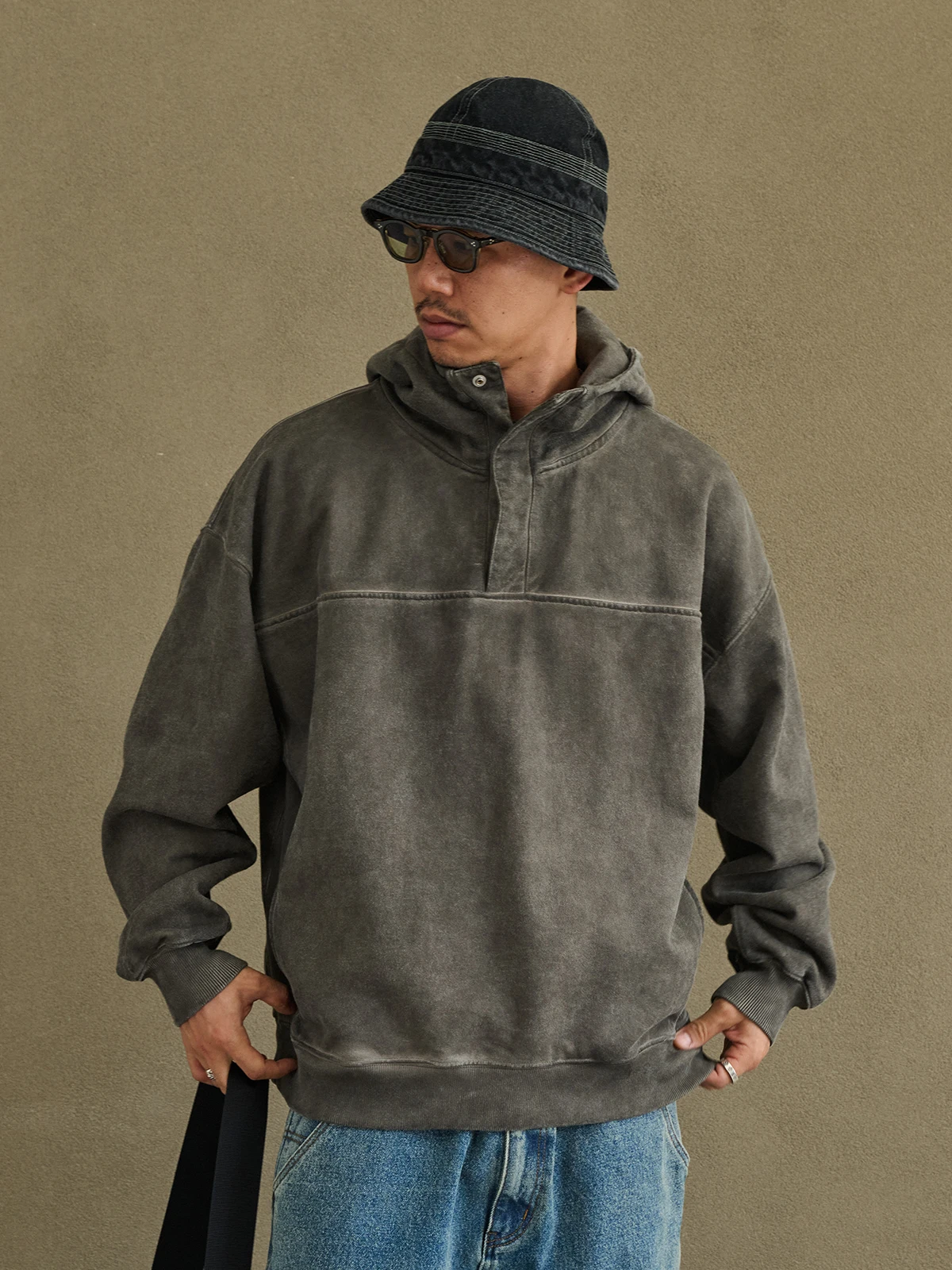 Broshood Retro Washed Wax Dye Fleece Half Zip Hoodie Anti-War Casual Cotton Blend Sweatshirt for Men And Women