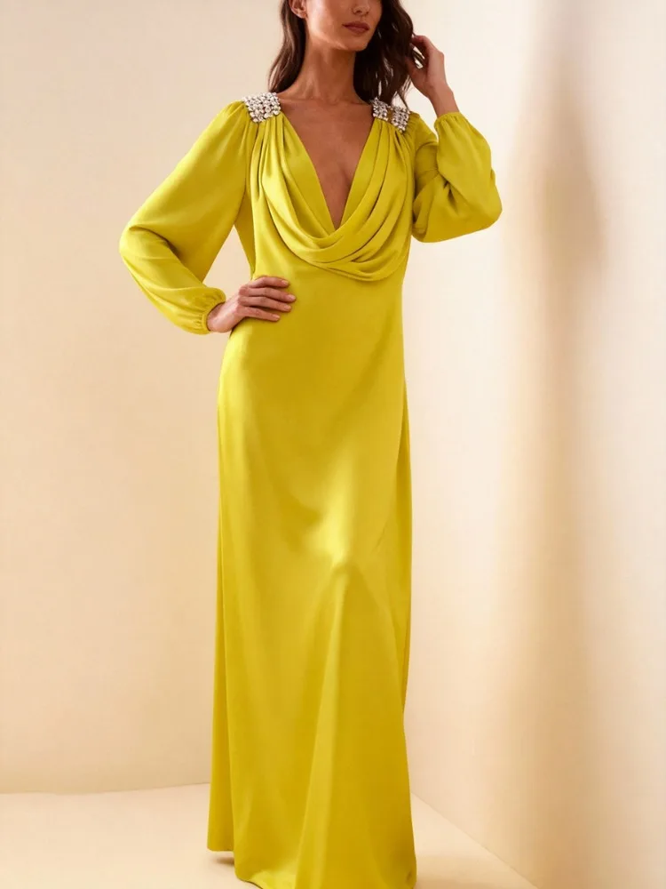 Freeacy Damesjurk met gele V-hals en lange mouwen 2026 Lentemode Satijn Verfraaide schouder Elegante avondjurken